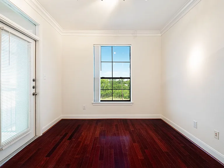 7701 Rialto Blvd #637 — Photo 9