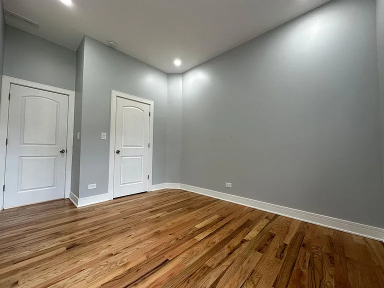 2740 W Jackson Blvd #2 — Photo 7