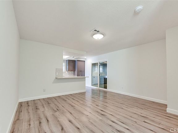 3rd image of 4466 Bartel Dr