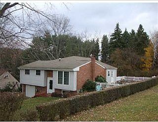 1st image of 1024 Valley Dr