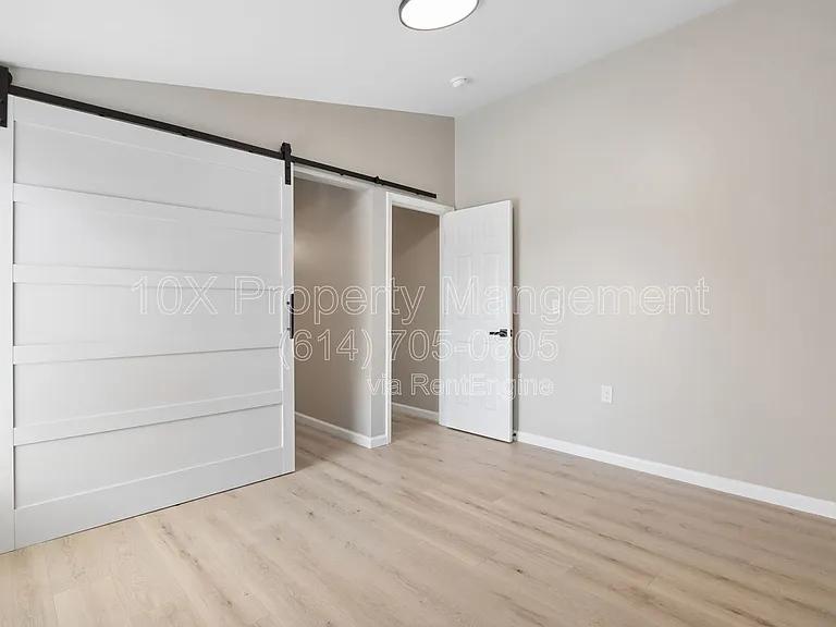 1209 E Whittier St #E — Photo 17
