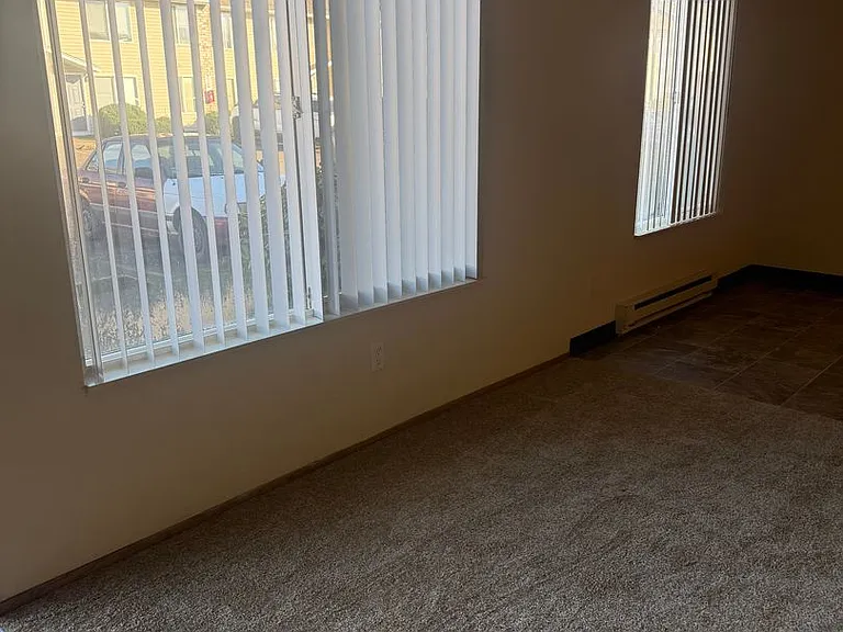 Greenwood Park Apartments — Photo 19