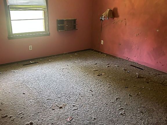 4th image of 4506 S Holiday Ave