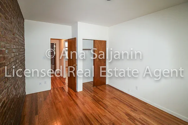 Rented by Citi Zone Realty | media 6