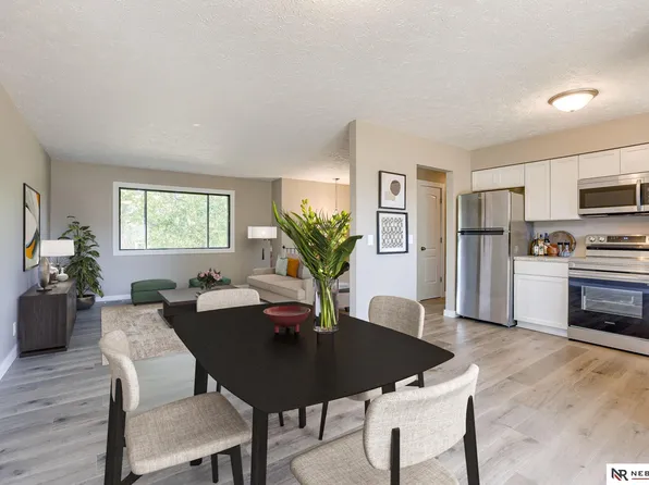 5014 Read St, Omaha, NE 68152