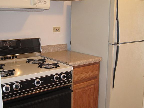Kitchen (2)