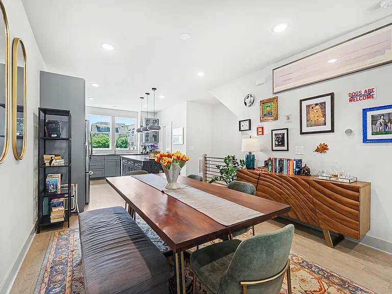 1723 Wesley Green Way — Photo 4