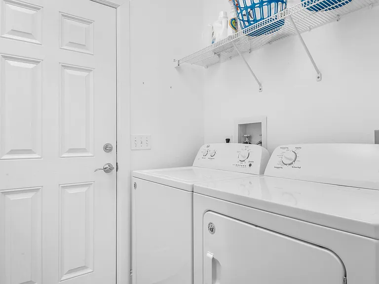 279 Joy Ln — Photo 35