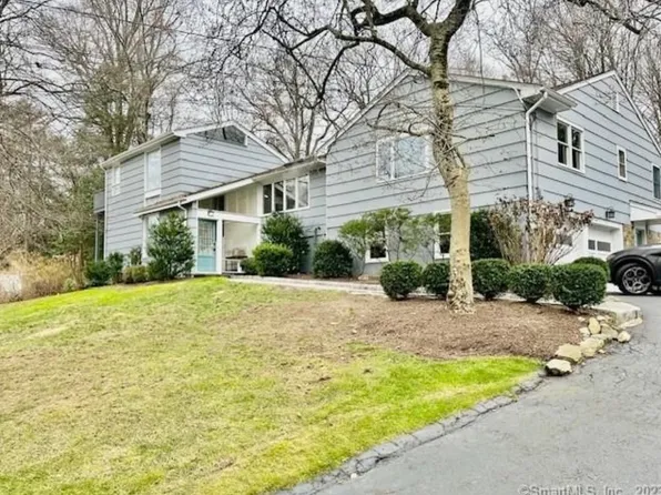 71 High Point Rd, Westport, CT 06880