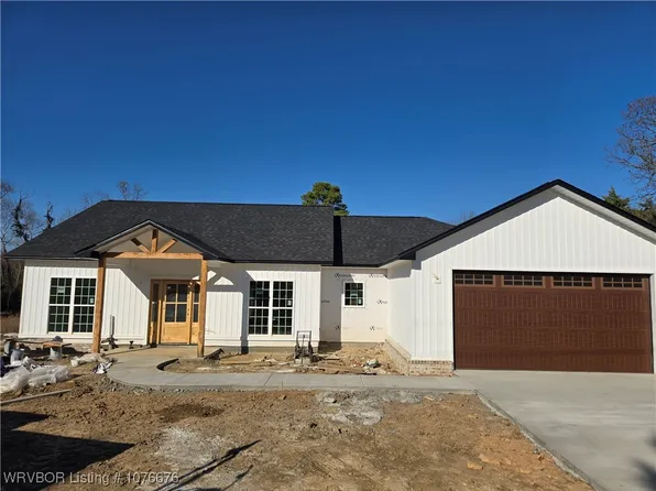 472575 1050th Rd, Muldrow, OK 74948