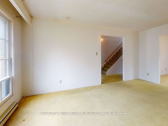5th image of 63 Cobblestone Dr