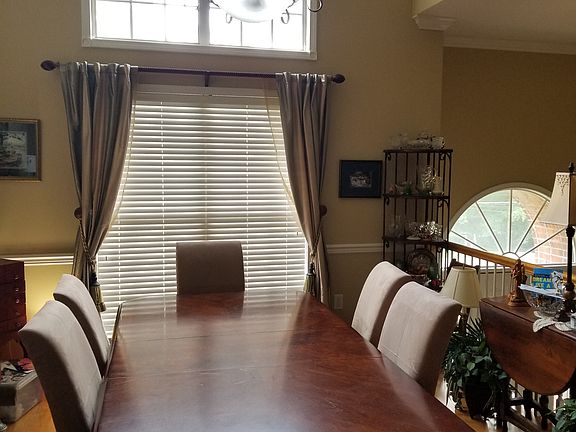 Spacious Dining Room