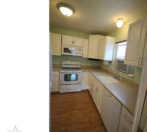 4th image of 6128 E Pollard Ave
