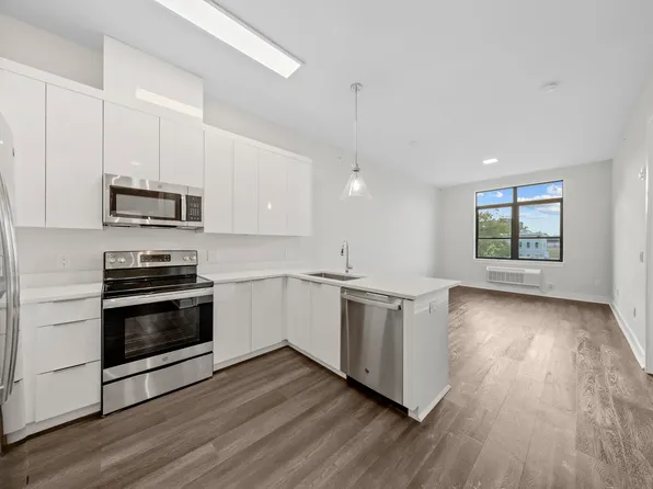 121 34th Street image 1 of 41