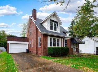 210 Homewood Dr, Butler, PA 16001