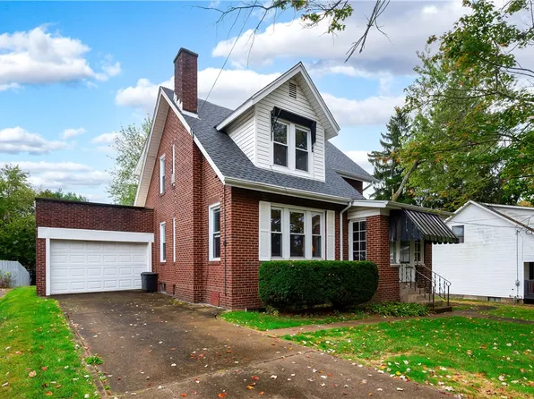 210 Homewood Dr, Butler, PA 16001