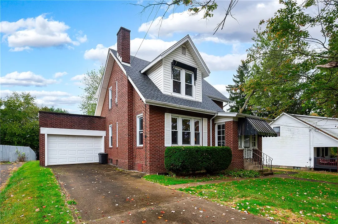 210 Homewood Dr photo 1