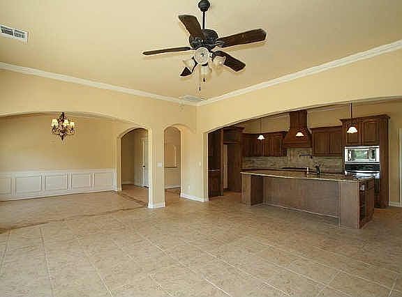 3rd image of 30661 E 65th St