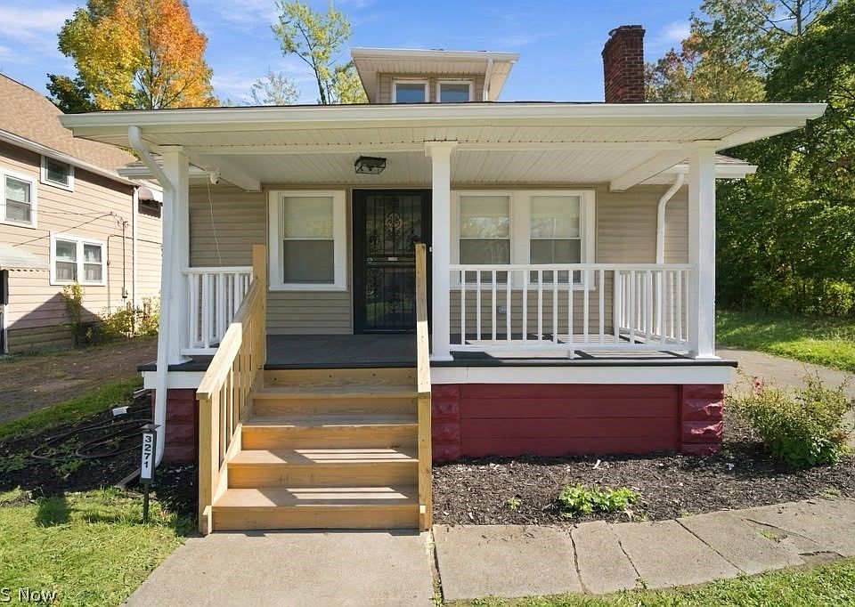 1st image of 3271 E 130th St