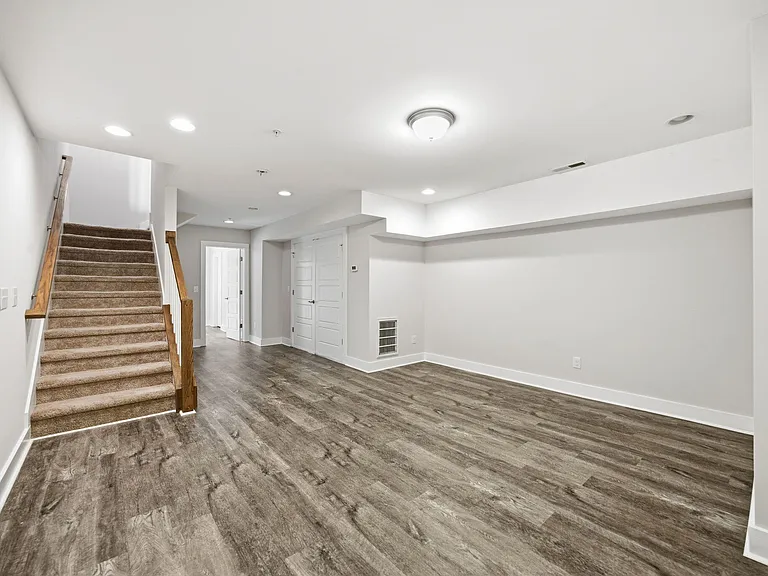 2800 Bedford Green Dr #106 — Photo 10