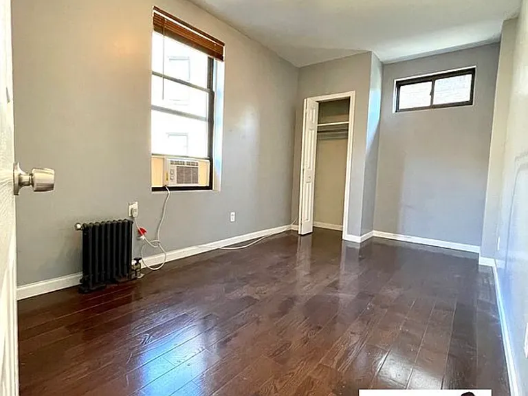 820 Riverside Dr #4A — Photo 5