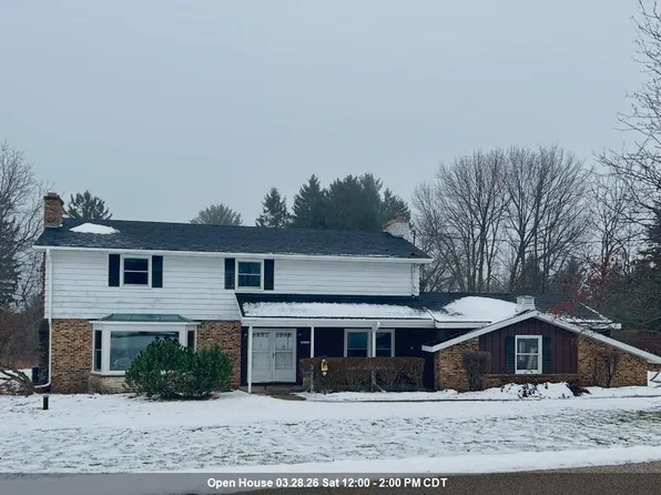 W2268 Ledgeview Rd, Green Lake, WI 54941