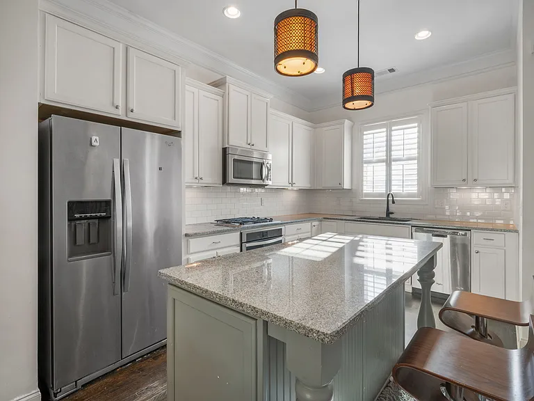 1425 Briarhaven Trl — Photo 2