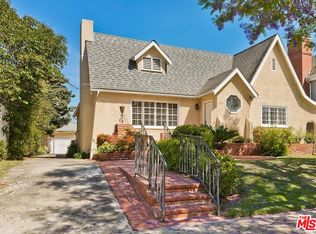210 N Palm Dr, Beverly Hills, CA 90210