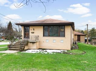 9 W Jackson St, Villa Park, IL