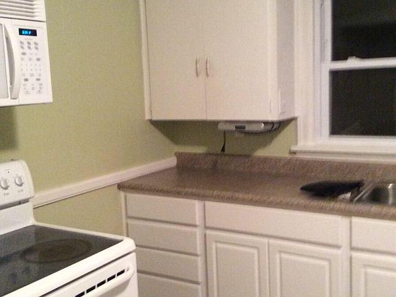4th image of 512 E Brentwood Ave