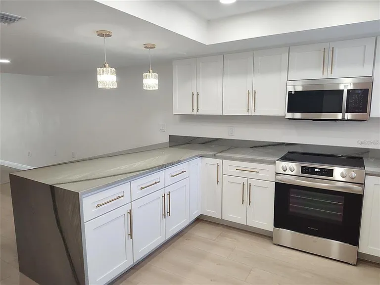 255 Capri Cir N #36 — Photo 7