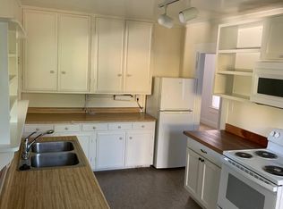 166 N Main St #1, Ashland, OR 97520