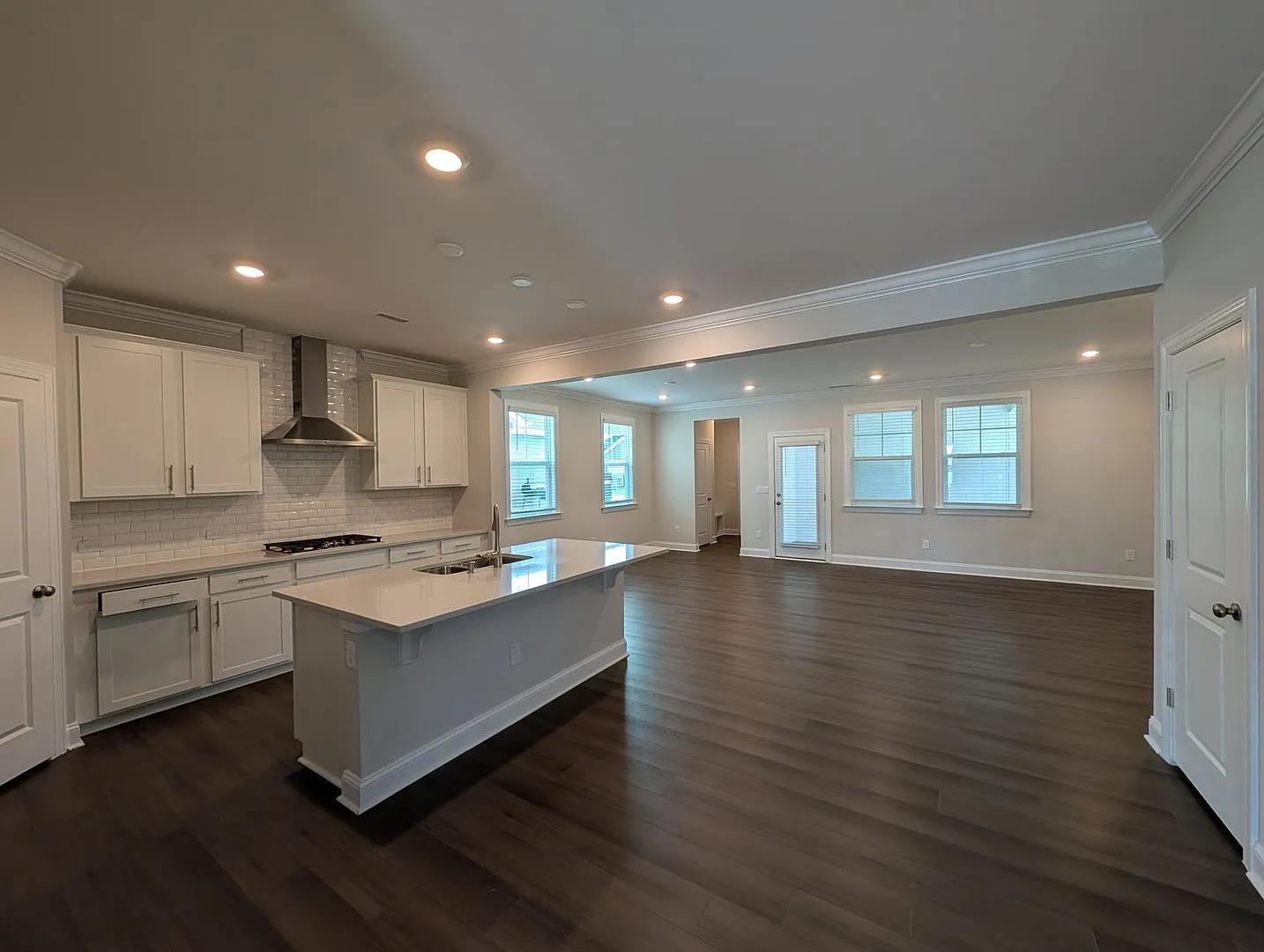 Beautiful New Construction Nestled in Wake Forest — Photo 4