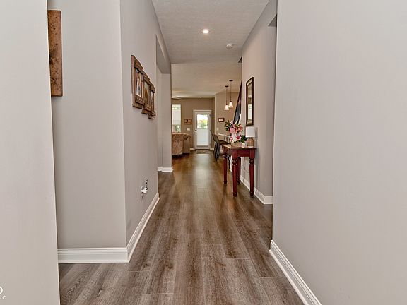 5th image of 1418 Hideaway Cir