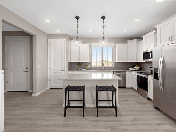 Artisan at Asante-Artium Series