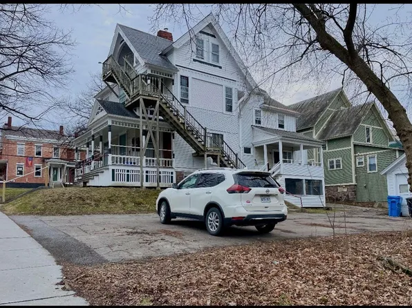 203 Maple Street, 203 Maple St APT 4, Burlington, VT 05401