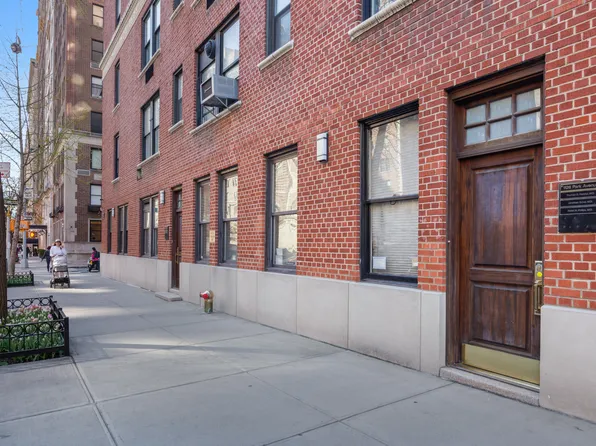 1126 Park Avenue image 4 of 6