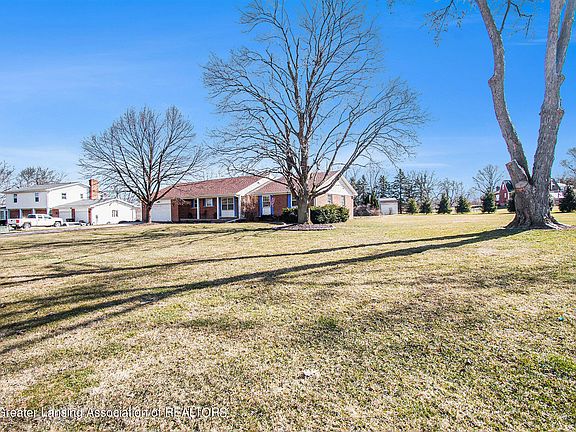5th image of 10768 Countryside Dr