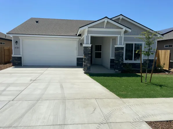 1121 S Mesa Oak Street, Porterville, CA 93257