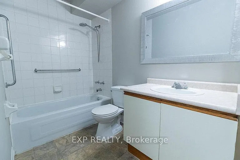 2 bed, $2,099 — Photo 4