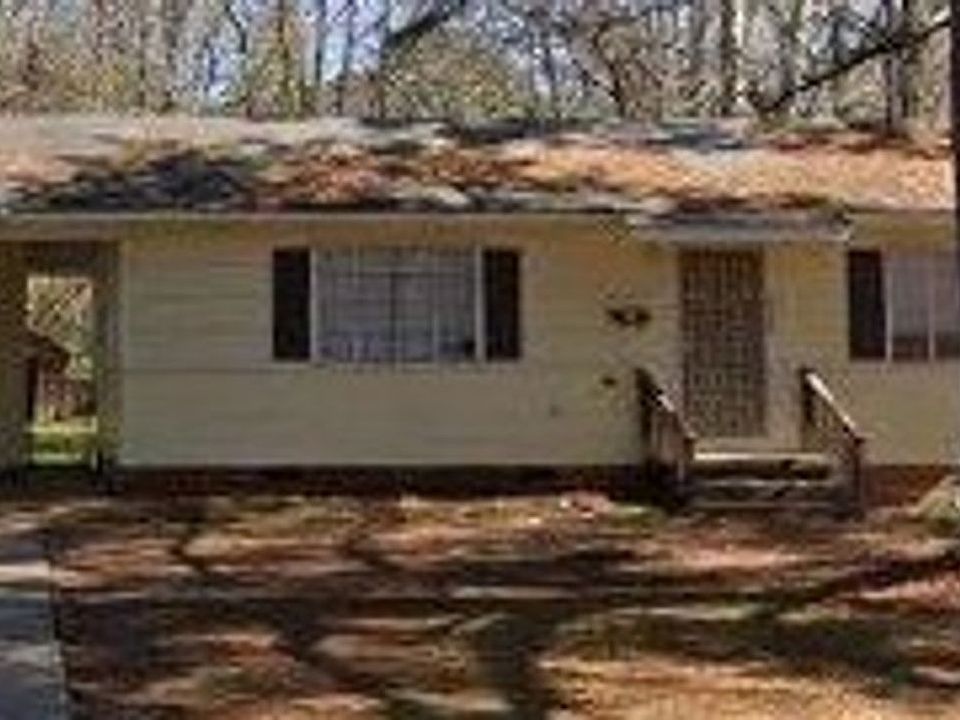 1st image of 1028 Woody Dr