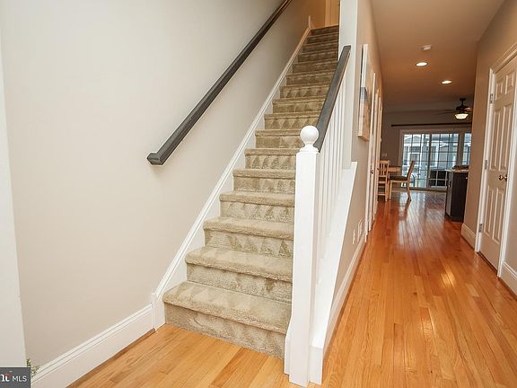 3rd image of 18813 Bethpage Dr