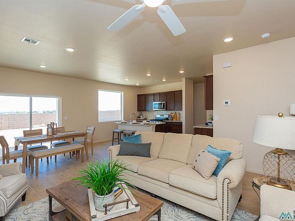 5th image of 7 Twin Berry Ct