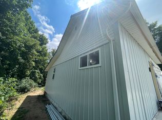 122 E Lake St, Stanton, MI 48888