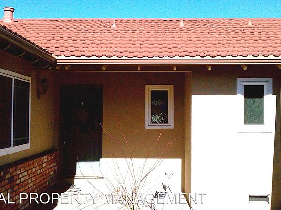 3rd image of 5549 Milligan Dr