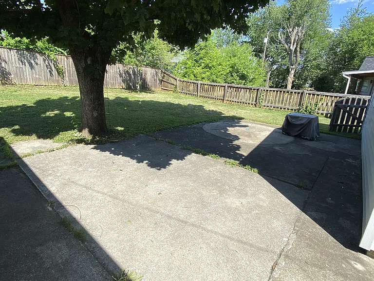 1115 W Addition St — Photo 26