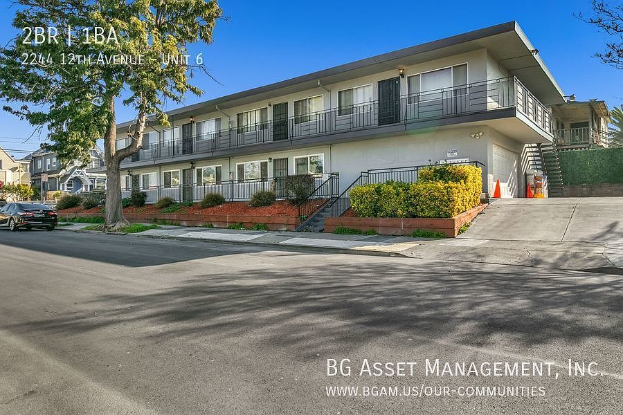 1st image of 2244 12th Ave APT 6