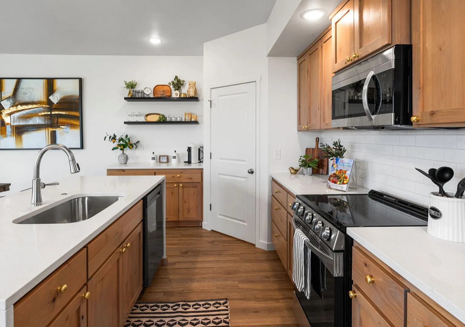 Move In Ready! — Photo 2