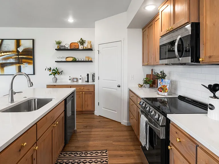 603 Mira Way #A — Photo 7