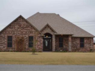 100 NE Blackberry Rd, Elgin, OK 73538